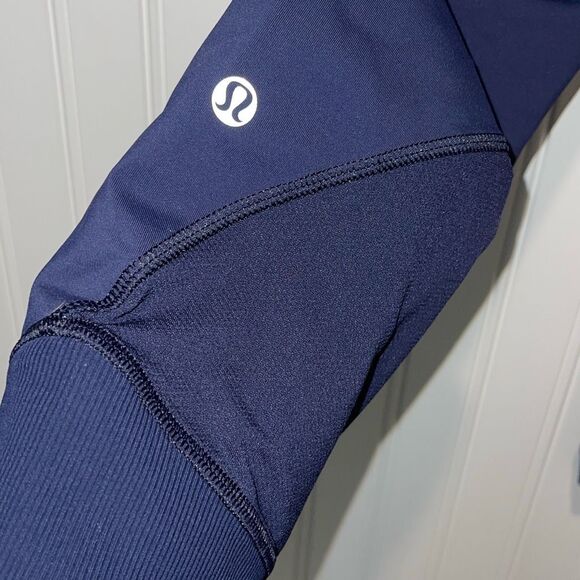 Lululemon Align Core Kicker Crop Inkwell Assorted Stripe Surge Legging Blue Size - Picture 7 of 10